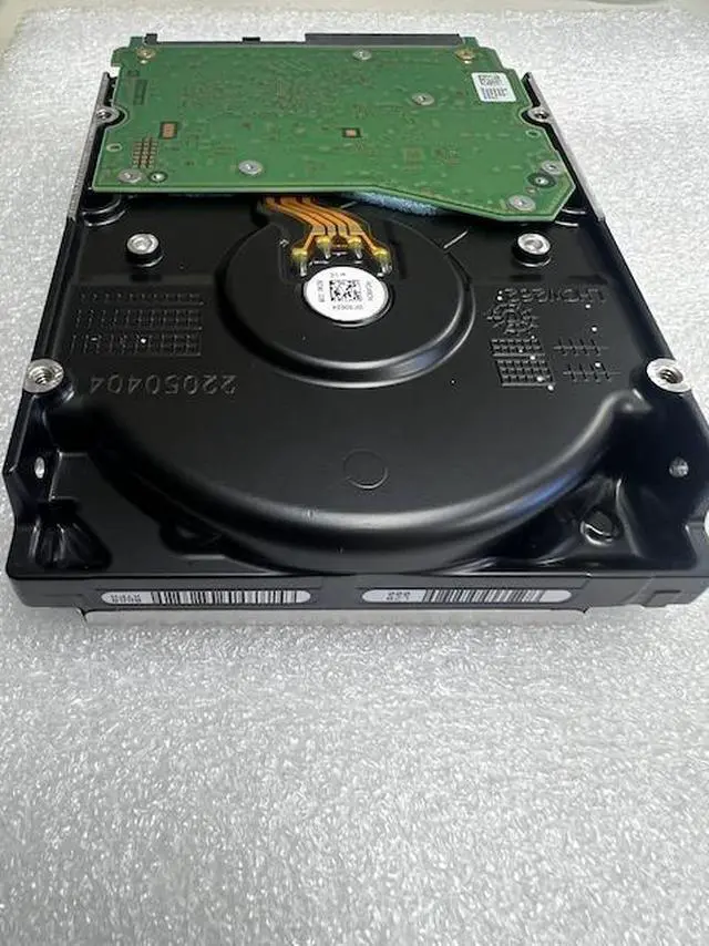 Alt view image 5 of 5 - Dell 0F29535 12TB SAS Hard Disk Drives 12G 3.5", SAS 7200RPM