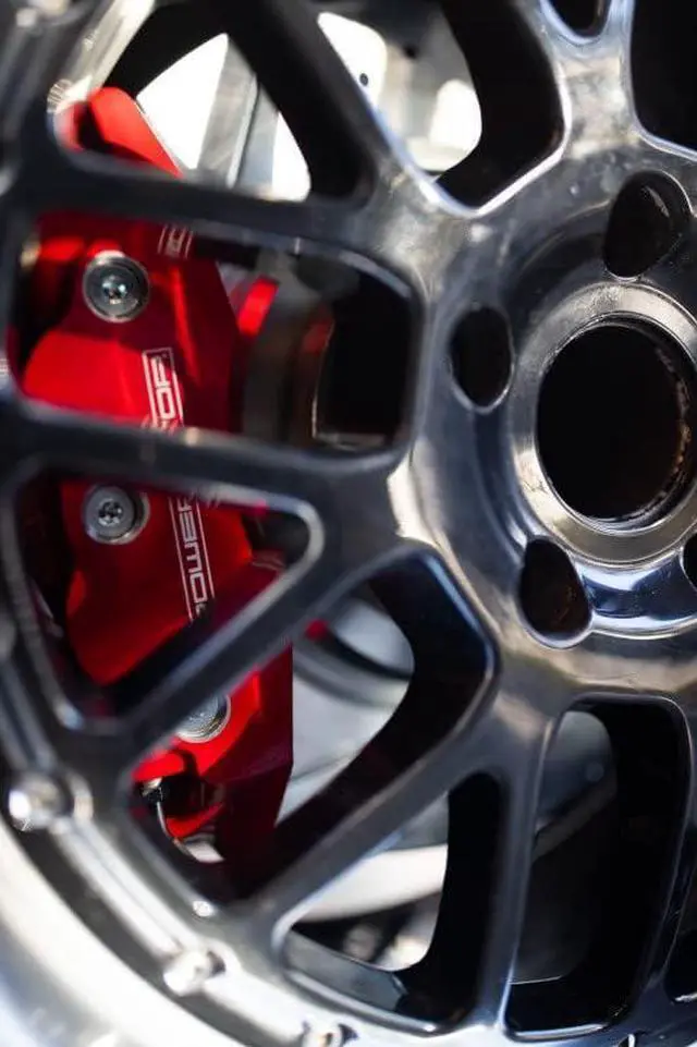 Alt view image 6 of 6 - S4299 Front Pair of High-Temp Red Powder Coated Calipers For Deville Astro C1500 C2500 Express K1500 K2500 Tahoe Ram 1500 Safari Savana Yukon [Application Specific]