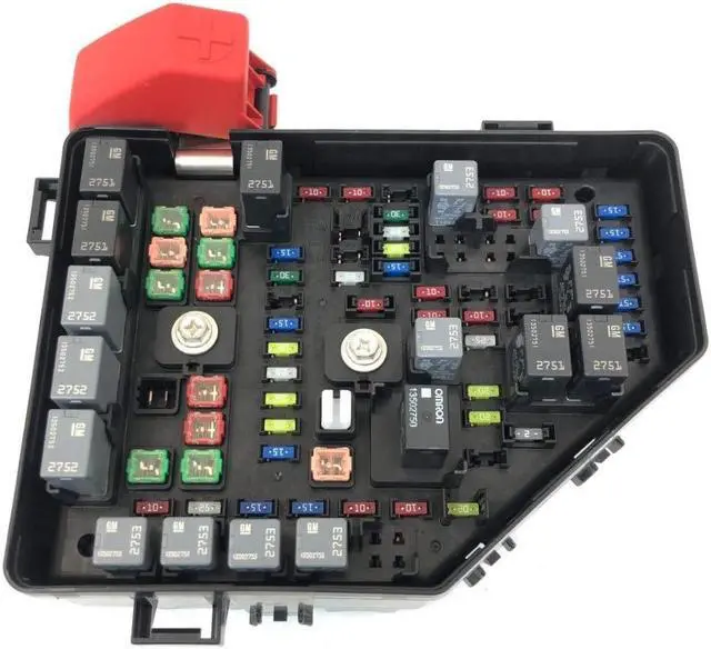 Alt view image 2 of 4 - Fuse & Relay Box 2010-2011 3.6L Enclave Acadia Outlook 20913278 20913281