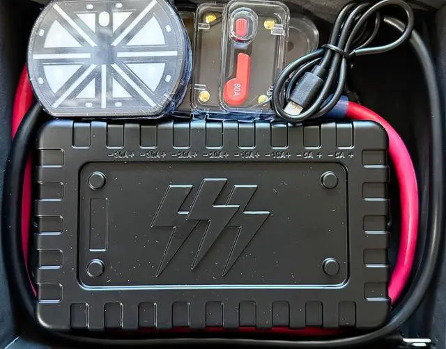 Main image of Automotive Wireless 8 Circuit Wiring Harness for LED Lights, Lightbars, and Accessories