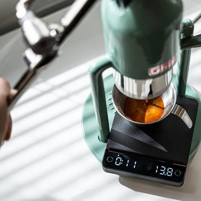 Alt view image 7 of 7 - G1 Smart Espresso Coffee Scale Black