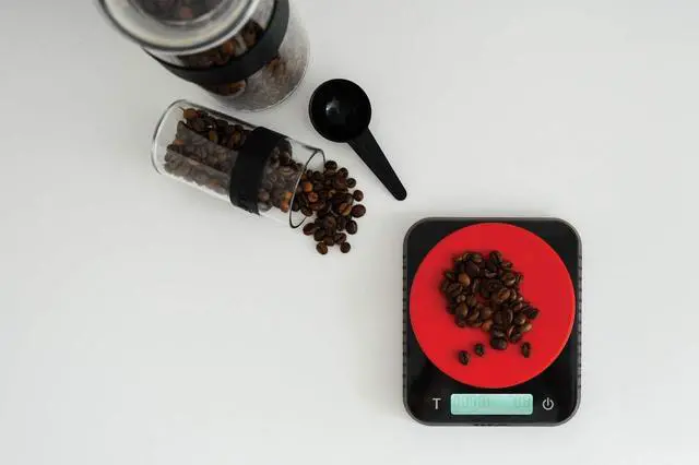 Alt view image 2 of 5 - Barista Coffee and Food Scale with Built-in Timer, 6 in x 5 in, Black
