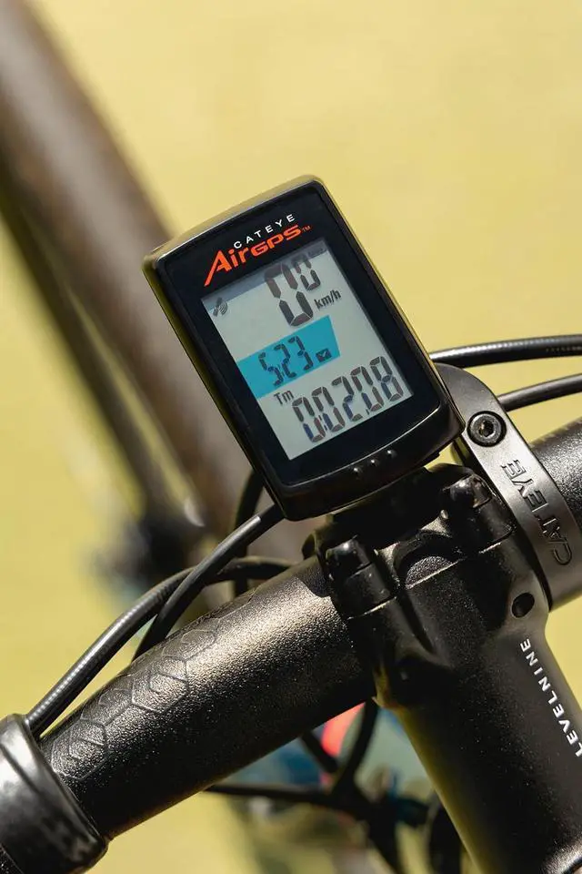 Alt view image 3 of 7 - AirGPS Sensorless USB Rechargeable GPS Cycling Computer