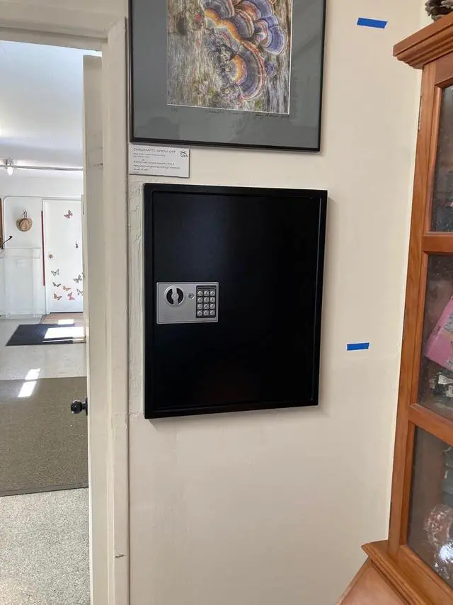 Alt view image 2 of 7 - Key Box Wall Mount 200 Position Valet Digital Key Cabinet Lock Box with Code, Electronic Key Holder Lockbox with Key Tags, Key Organizer Locker Box, Black