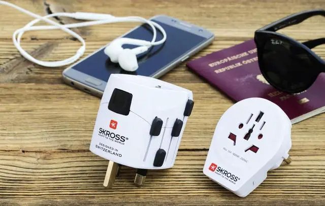 Alt view image 5 of 7 - 1.302539 - Mundo Pro 2 in 1 - Worldwide Universal Travel Adapter - Voltage and Power: 100 V700 W / 250 V1750 W - 2.4 A USB socket - Protection against electric shock