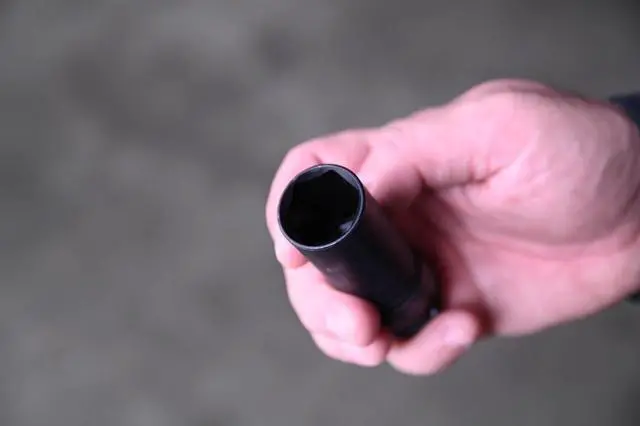 Alt view image 4 of 4 - s 11-Piece 3/8" Drive Socket Set 9.5-19.5mm and 4-Piece 1/2" Thin Wall Lug Nut 17.5-22.5mm