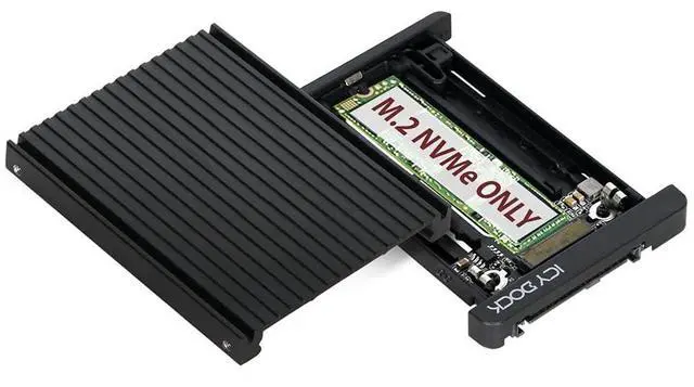 Main image of ICY DOCK M.2 PCIe 3.0/4.0 NVMe SSD to 2.5" U.2 SSD Converter / Mounting Adapter with Heatsink | EZConvert MB705M2P-B