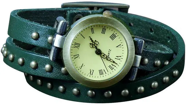 Main image of Fresh Fab Finds Rivet Leather Retro Watch Hand Chain - Green - One size