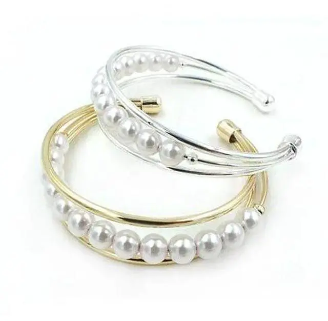 Main image of Vista Palace Pearls Cuff Style Pearl Bracelet - Silver