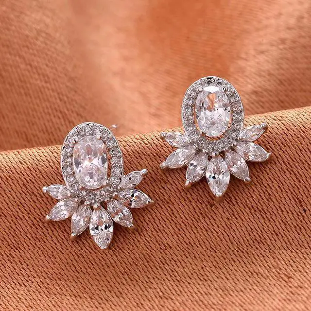 Main image of Vista Luster Statement Stud Boutique Earrings - Silver