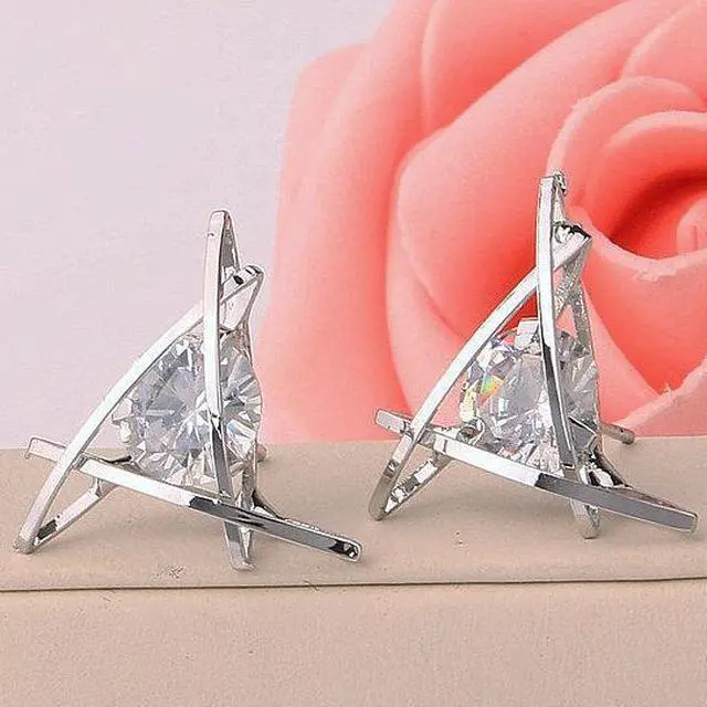 Main image of Vista Tiki Cute Triangle Stud Earrings - Silver