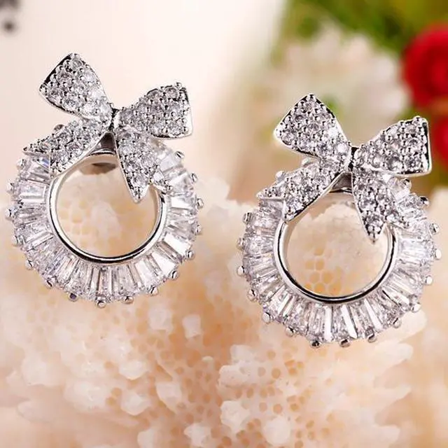 Main image of Vista Gifted With Love Boutique Statement Stud Earrings - Champagne Gold