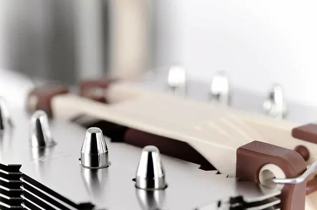 Alt view image 4 of 5 - Noctua NH-D9L, Premium CPU Cooler with NF-A9 92mm Fan (Brown)