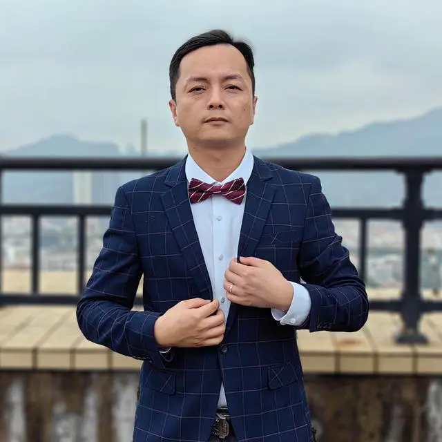 Alt view image 3 of 7 - 3pcs Mens Classic Silk Self Bow Ties and Pocket Square, Handkerchief Jacquard Woven Bowtie Set For Tuxedo & Wedding SB2 (Black Plaid, Burgundy Stripes, Navy Dot)