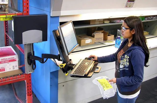 Alt view image 5 of 5 - Ergotron - 200 Series Combo Monitor Arm, VESA Wall Mount - for Monitors Up to 24 Inches, 6 to 18 lbs - Black