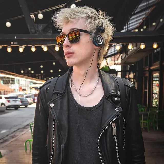 Alt view image 4 of 4 - Koss Porta Pro Classic On-Ear Headphones, Retro Style, 3.5mm Wired Plug, Durable, Black/Silver