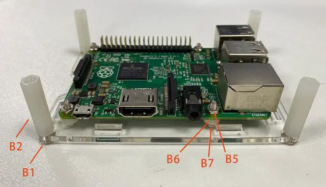 Alt view image 4 of 5 - Mokxihit Duplex MMDVM Hotspot Board DMR YSF Dstar with Case Raspbery p Model 1b+,2b,3b Series Digital Voice Modem Walkie Talkie Worldwide UHF Antenna 0 Offset Two Colors OLED Screen Two time Slots