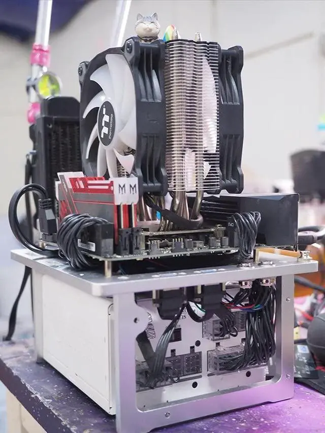Alt view image 4 of 5 - EDIY Open Air ITX PC Frame HTPC Water Cooling Test Bench Aluminum Case Bare Overclocking DIY Computer Frame Support Graphics Card, ITX Silver