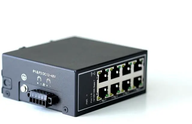 Alt view image 4 of 5 - WIWAV WDH-8GT-DC 10/100/1000Mbps Unmanaged 8-Port Gigabit Industrial Ethernet Switches with DIN Rail/Wall-Mount (UL Listed, Fanless, -30°C~75°C)