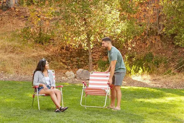 Alt view image 2 of 5 - OmniCore Designs New Standard Folding Chair (2 Pack) - Red/White