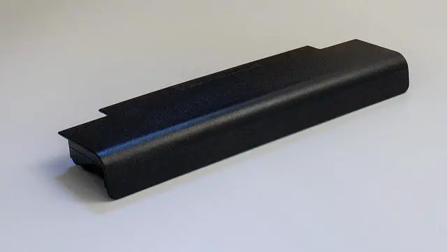 Alt view image 2 of 6 - GHU New Battery 58 Wh Replacement for J1KND 4T7JN TKV2V W7H3N YXVK2 Compatible for Inspiron N3010 N4010 N4110 N5010 N5110 N7010 M4110 WT2P4 383CW 312-1205 312-0233 312-0234 312-1201 9JR2H 9T48V JIKND