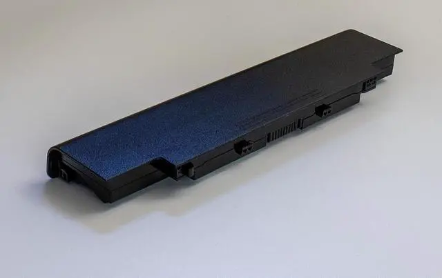 Alt view image 3 of 6 - GHU New Battery 58 Wh Replacement for J1KND 4T7JN TKV2V W7H3N YXVK2 Compatible for Inspiron N3010 N4010 N4110 N5010 N5110 N7010 M4110 WT2P4 383CW 312-1205 312-0233 312-0234 312-1201 9JR2H 9T48V JIKND
