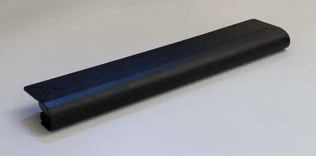 Alt view image 3 of 4 - GHU New Battery JKVC5 58 WHR Replacement for Dell Inspiron 1764 1564 1464 P/N 312-1021 312-1022 451-11467 05Y4YV 0FH4HR NKDWV K456N 1464D 1564R P07E P08F 5YRYV 9JJGJ TRJDK CW435 5200 mAh
