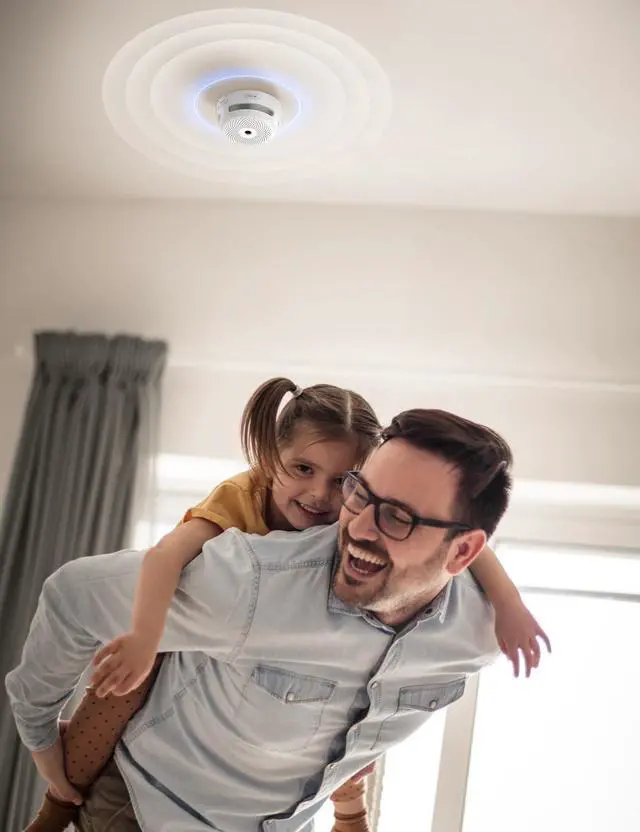 Alt view image 2 of 7 - X-Sense Wireless Interconnected Smoke Detector Battery Powered Fire Alarm with Over 820 feet Transmission Range, XS01-WR Link+, 6-Pack