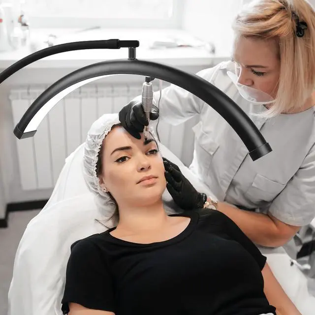 Alt view image 5 of 7 - Half Moon Light Lash Lamp, 19-Inch Shadow-Free LED with Flexible Gooseneck, 0-100% Dimmable, 2700K-5600K, 360° Rotating Head, for Lash Extensions, Tattoo, Facial, SPA, Salon (Glossy Black)