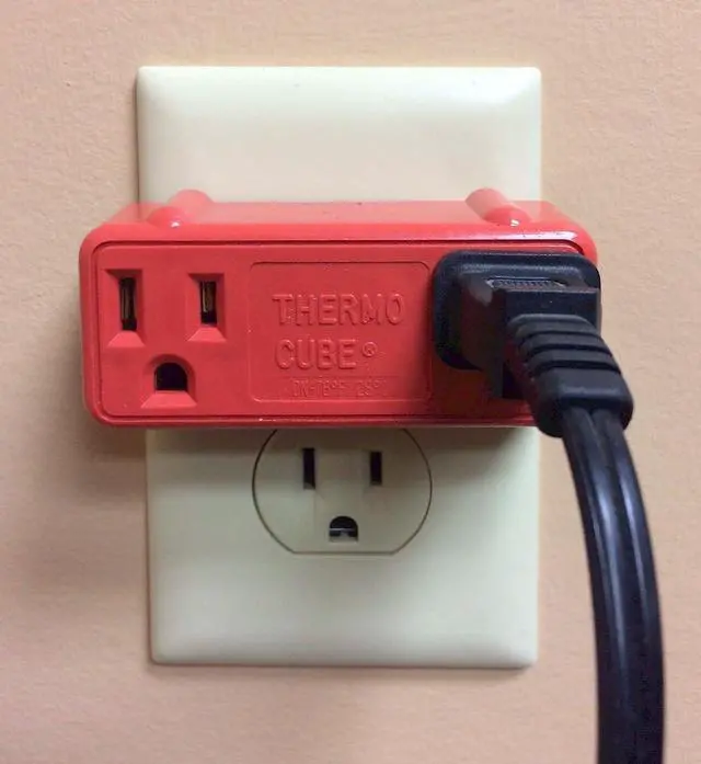 Alt view image 3 of 3 - Farm Innovators TC-21 Thermo Cube Warm Weather Automatic Thermostatically Controlled Double Outlet with 78 Degree Fahrenheit Auto On/Off