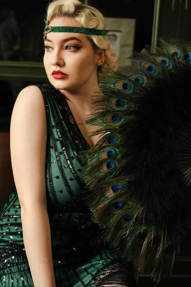 Alt view image 3 of 7 - BABEYOND Roaring 20s Vintage Style Peacock & Black Marabou Feather Fan Flapper Accessories for Costume Halloween Dancing Party Tea Party Variety Show (Black-Black Rib)