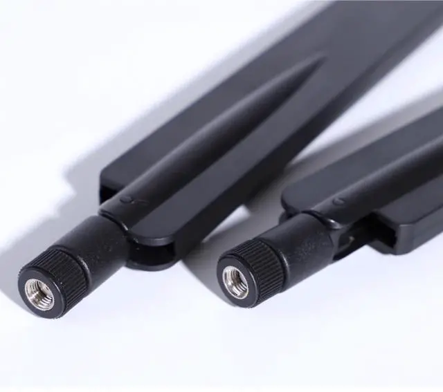 Main image of 10dBi 4G LTE Cellular Antenna SMA Male for 4G LTE CPE Router Hotspot Cellular Gateway Trail Security IP Camera AT&T, Verizon, Sprint, T-Mobile, Bell, Telus, Rogers, Telcel, Movistar, etc Black