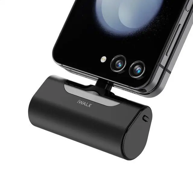 Main image of iWALK Small USB-C Portable Charger, 4500mAh Portable Charger for iPhone 16/15 16 Plus 16 Pro Max Mini Power Bank for Samsung Galaxy S25 S24 S23, Z Flip 5, Note, Moto, LG, Google Pixel, Black