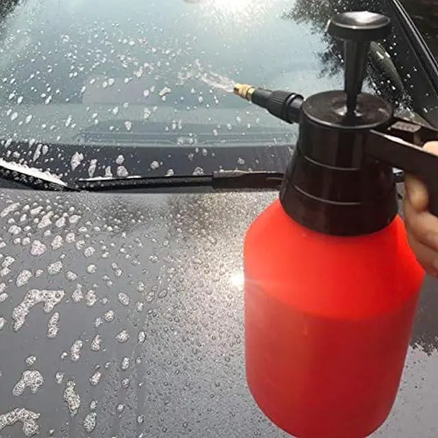 Alt view image 5 of 6 - Polyte One Hand Pressure Sprayer for Lawn, Garden, Pest Control, 50 oz / 1.5 Liter, 1 Pack