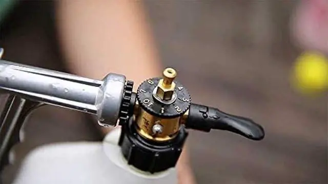 Alt view image 2 of 5 - Rocky Mountain Goods Hose Sprayer Attachment with Bottle - for Spraying Fertilizer, Soap, Pesticide, Chemical, Insecticide - Dilution Mix Adjuster - Nozzle Angle Adjustment for Trees/Garden