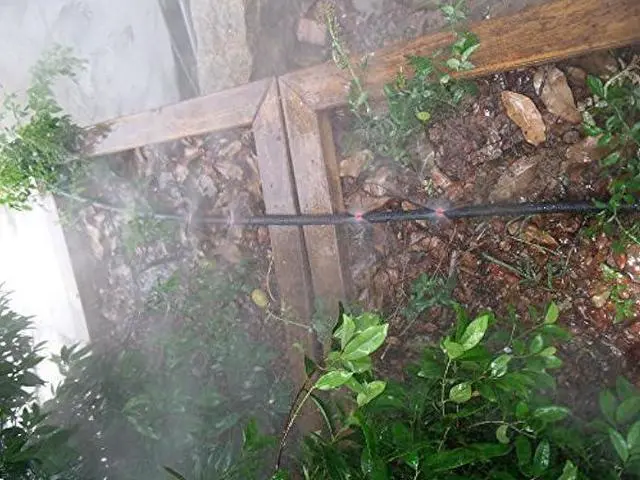 Alt view image 5 of 5 - SUCOHANS 500 Count 360 Degree Micro Sprayer Fan Jet Hydroponic Aeroponic Misters Cloners - 360 Sprayer Red (500)