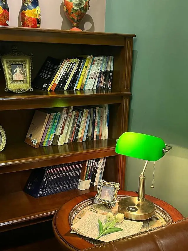 Alt view image 3 of 7 - FIRVRE Glass Bankers Desk Lamp USB Wireless Charging Port LED Desk Lamp Classic Retro Pull Chain Switch Table lamp Reading Modern for Home Office nightstand Bedside Study Desk Library (Green)