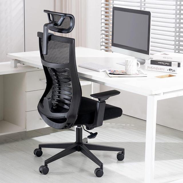 Gaming chair best sale for tall desk