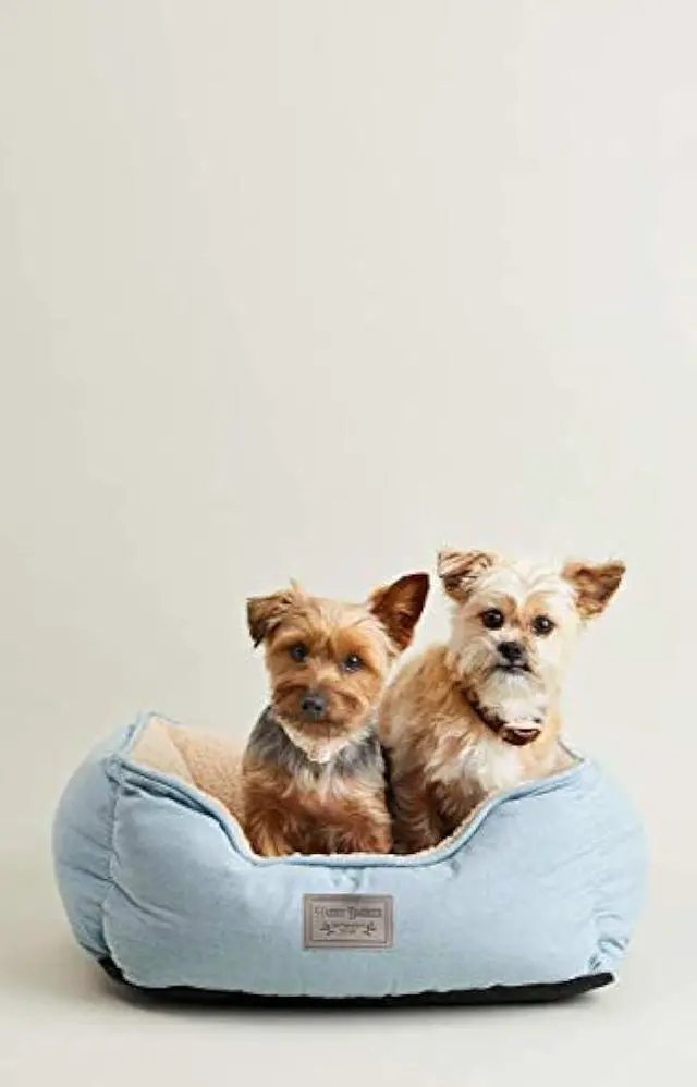 Alt view image 2 of 3 - Harry Barker Blue Chambray Cozy Sherpa Bed Small