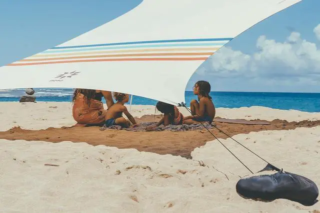 Alt view image 4 of 7 - Neso Tents Grande Beach Tent, 7ft Tall, 9 x 9ft, Reinforced Corners and Cooler Pocket