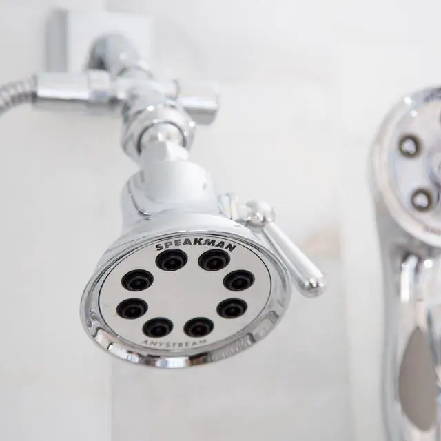 Alt view image 5 of 7 - Speakman Retro S-3015 8-Jet Shower Head, 2.5 GPM, Polished Chrome