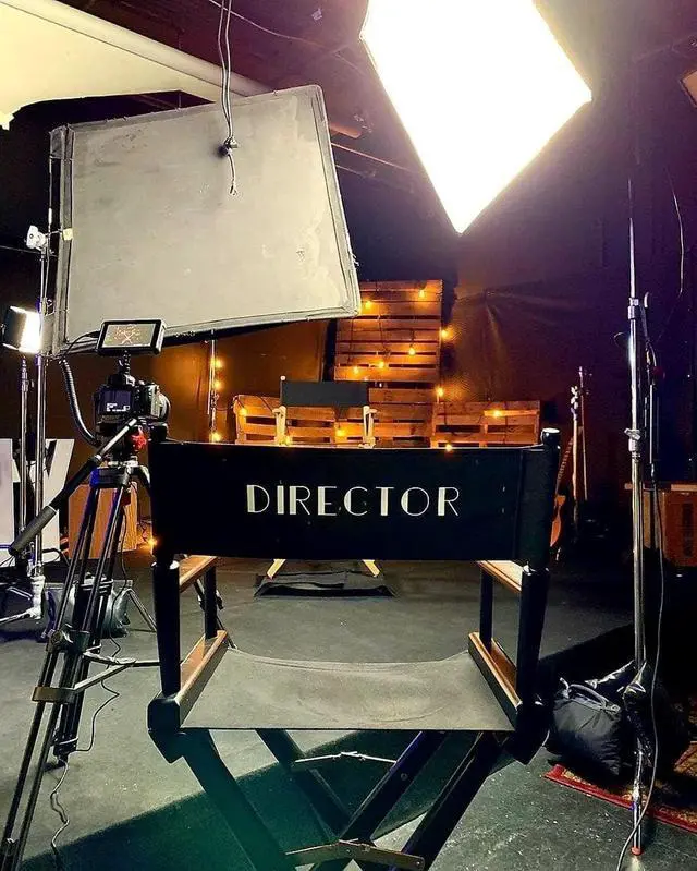 Alt view image 2 of 7 - Filmcraft Professional Grade Tall Director's Chair (30", Black Finish, Black Canvas)