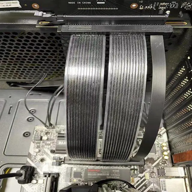 Alt view image 7 of 7 - PCIE 4.0 x16 Extender Riser Cable,High Speed Flexible Right Angle PCI-E Port GPU Graphic Card Extension Cable-250mm