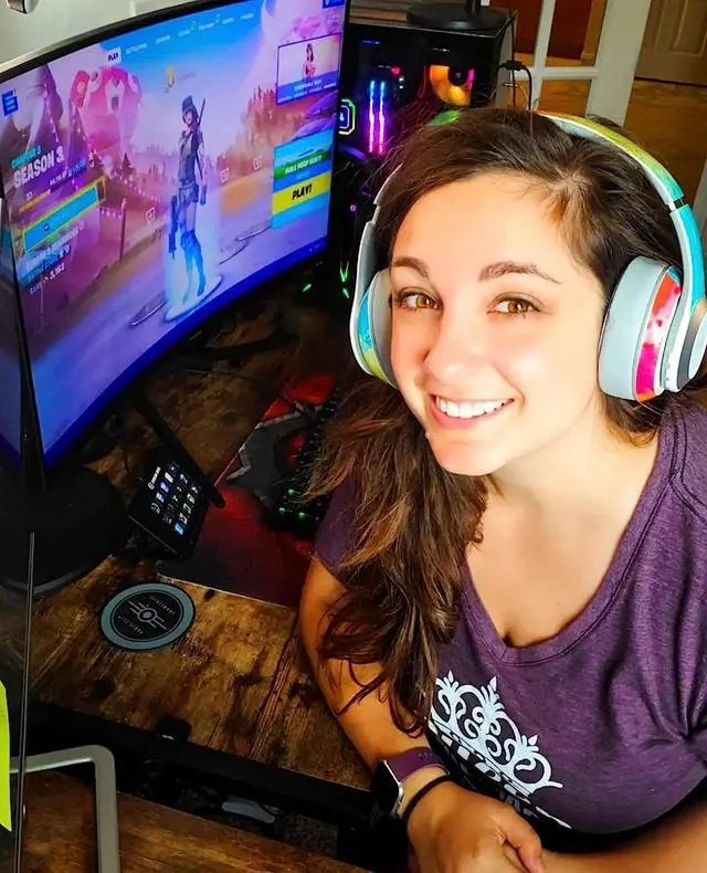 Alt view image 3 of 6 - Vizliter Bluetooth Headphones, TWS Deep Bass Wireless Headphones 5.0 with Built-in Mic Soft Earmuffs LED Lights, Smart Phones, PC, TV, Travel, Gym Workout, Gaming, Noise Cancelling (Prismatic)