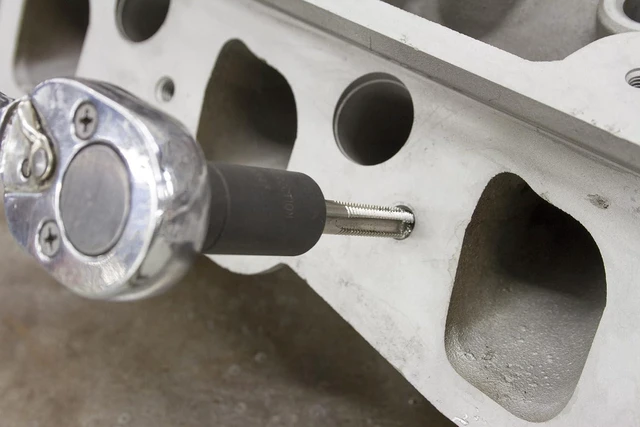 Alt view image 2 of 3 - Lisle LI70500 Tap Socket Set