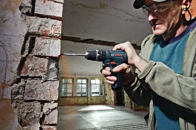 Alt view image 5 of 7 - Bosch PS130-2A 3/8-Inch 12-Volt Lithium-Ion Ultra-Compact Hammer Drill/Driver Kit