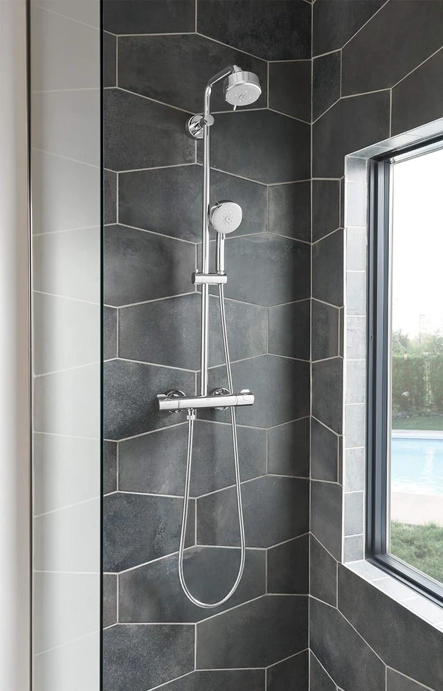 Alt view image 2 of 7 - GROHE 26043001 Tempesta Cosmopolitan Fixed 4-Setting Shower Head, Rain O2 Rain Massage Jet Settings, Starlight Chrome