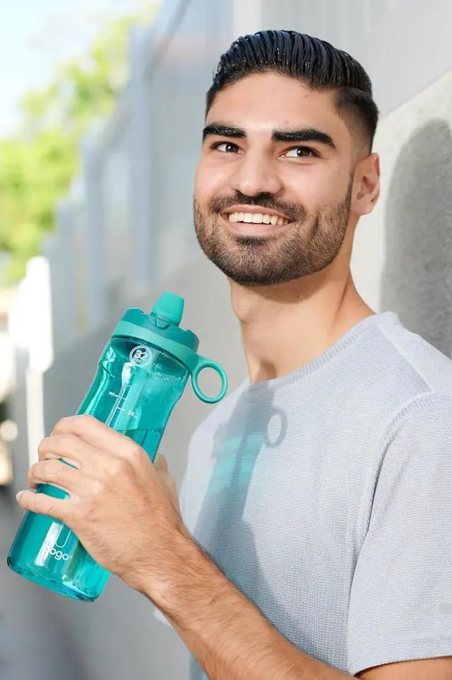 Alt view image 3 of 7 - Pogo 2-Pack Plastic Water Bottle with Carry Handle, Reusable, BPA Free, Dishwasher Safe, Perfect for Travel, School, Outdoors, and Gym | 18oz, 32oz