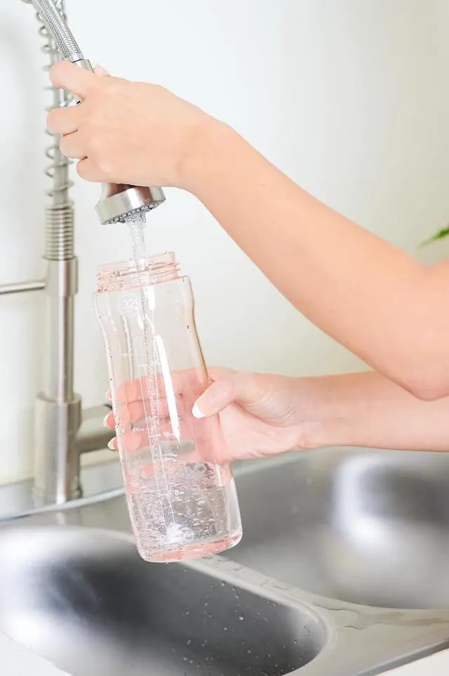 Alt view image 7 of 7 - Pogo 2-Pack Plastic Water Bottle with Carry Handle, Reusable, BPA Free, Dishwasher Safe, Perfect for Travel, School, Outdoors, and Gym | 18oz, 32oz