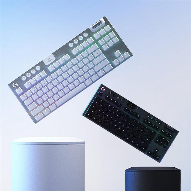 Alt view image 2 of 7 - Logitech  G913 TKL Wireless bluetooth gaming Keyboard,  LIGHTSPEED Wireless RGB Mechanical , 87 keys, for Windows 7/macOS 10.11 /Linux/ChromeOS/Android 4.3 /iOS 10  or later, red switch black)